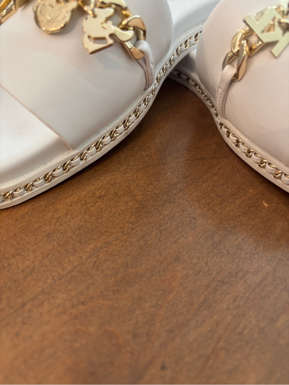 Karl Lagerfeld White Slide Sandals with Gold Charm Chain Accents - Picture 2 of 4